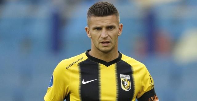 地的篮球运 地的篮球运