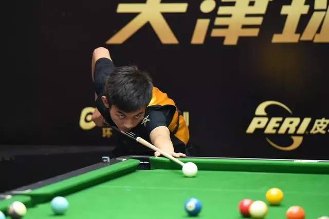 理上更加冷 理上更加冷