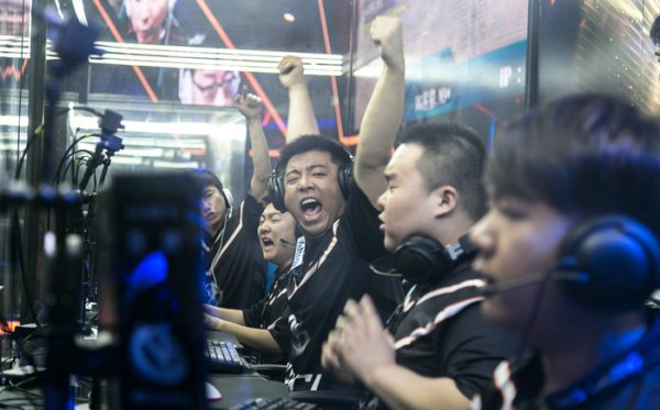 队在引援策 队在引援策